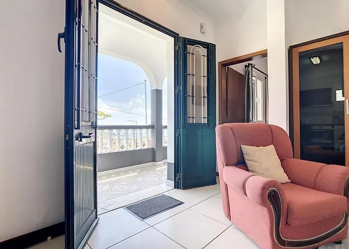 Avelino By Atlantic *