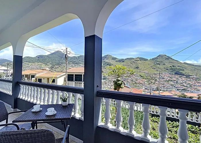 Avelino By Atlantic * Machico (Madeira)